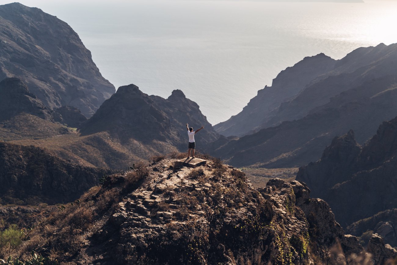 Discover 5 hiking trails in Tenerife that end at the beach